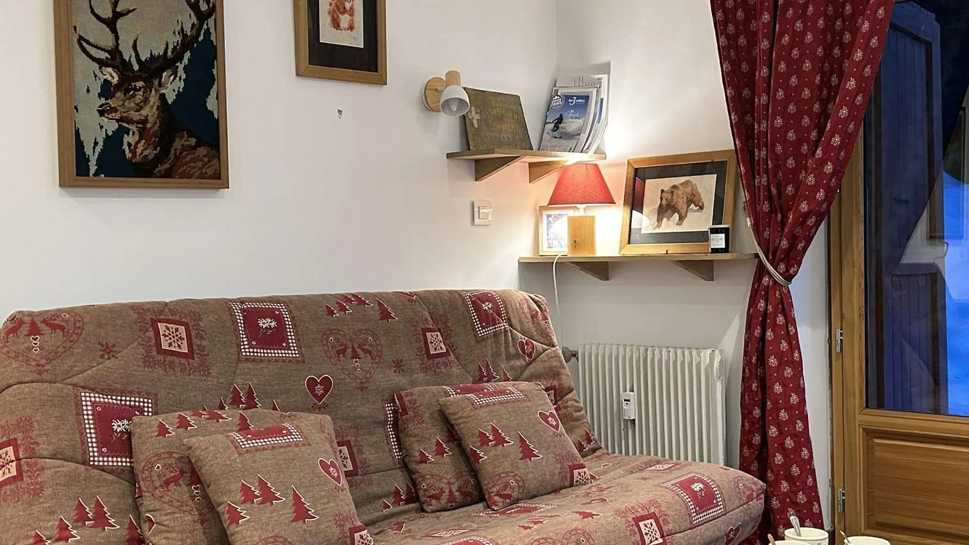 Appartement Chaleureux Avec Terrasse, A 250M Des Pistes - Meribel, Animaux Acceptes - Fr-1-180-344 فرنسا