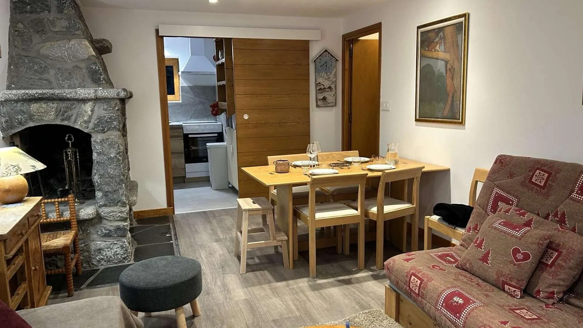 شقة Appartement Chaleureux Avec Terrasse, A 250M Des Pistes - Meribel, Animaux Acceptes - Fr-1-180-344