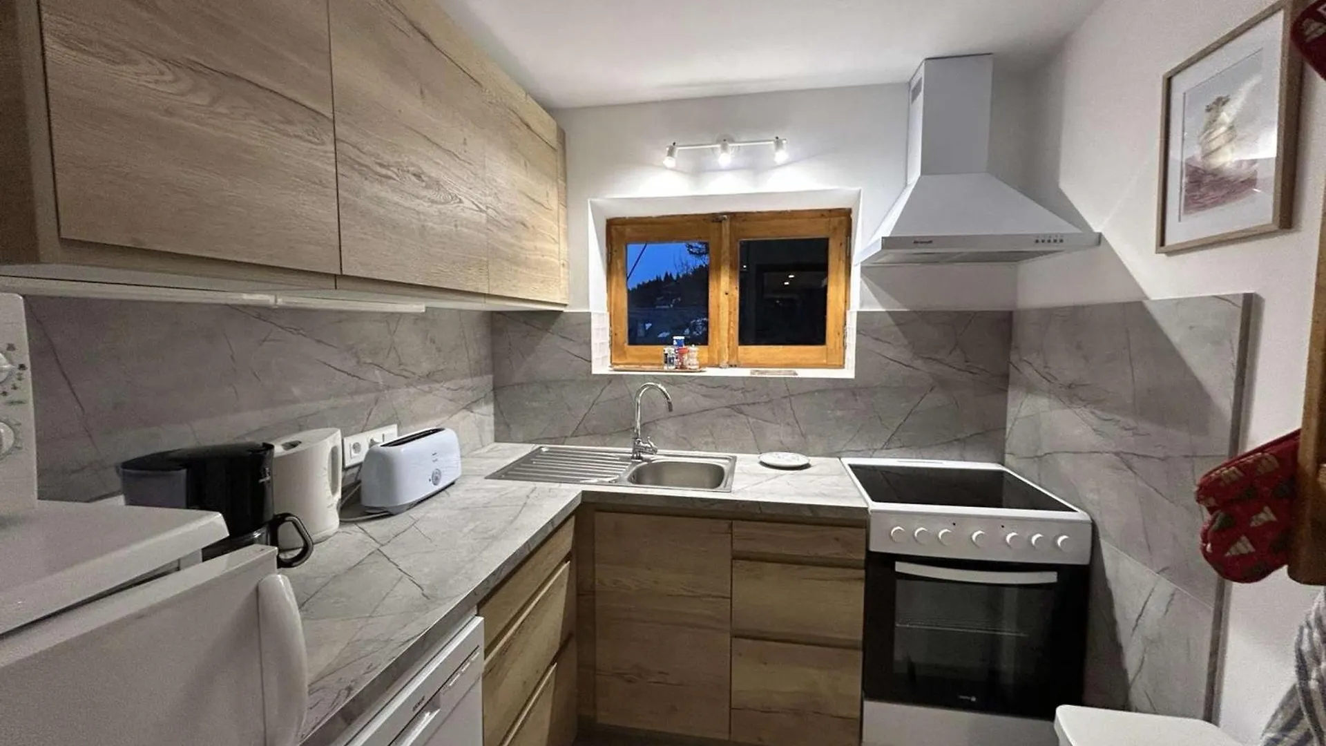 Appartement Chaleureux Avec Terrasse, A 250M Des Pistes - Meribel, Animaux Acceptes - Fr-1-180-344 فرنسا